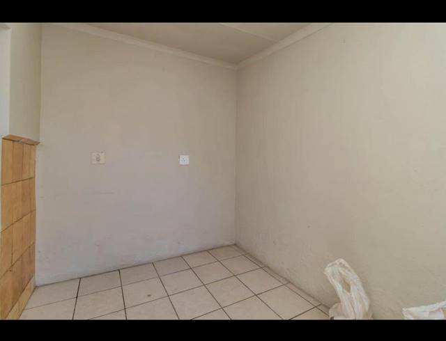 12 BEDROOM HOUSE FOR SALE IN BRAKPAN CENTRAL